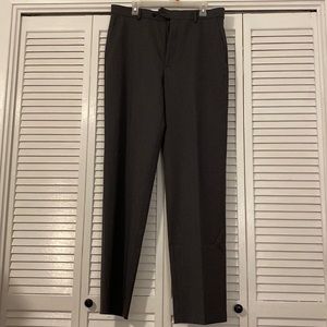 Men’s Stafford classic fit 34 X 34 travel pants
